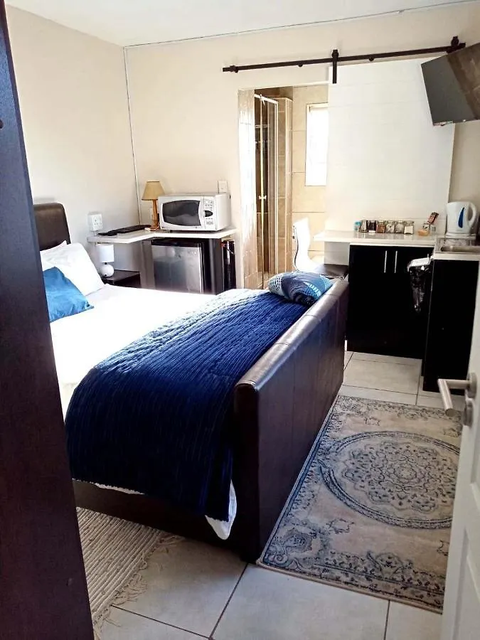 Bed & Breakfast 30Onv Guesthouse Cape Town