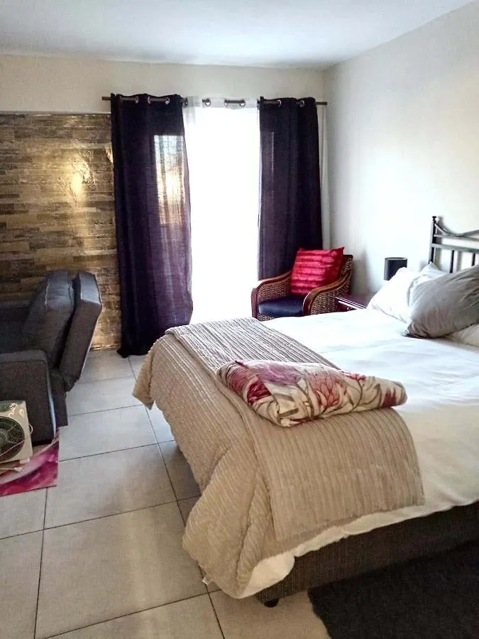 Bed & Breakfast 30Onv Guesthouse Cape Town