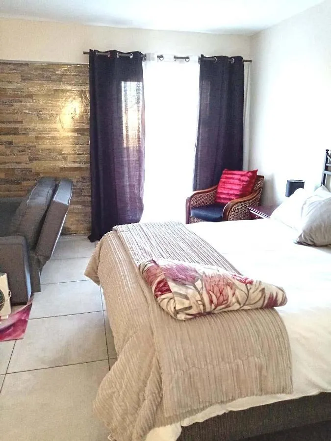 Bed & Breakfast 30Onv Guesthouse Cape Town